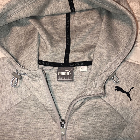 Women’s Grey Puma Jacket - Picture 2 of 5